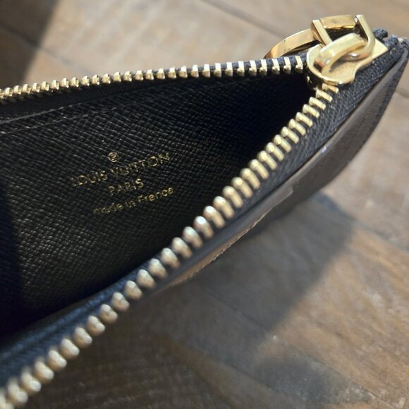 Louis Vuitton Card Holder - Picture 3 of 4